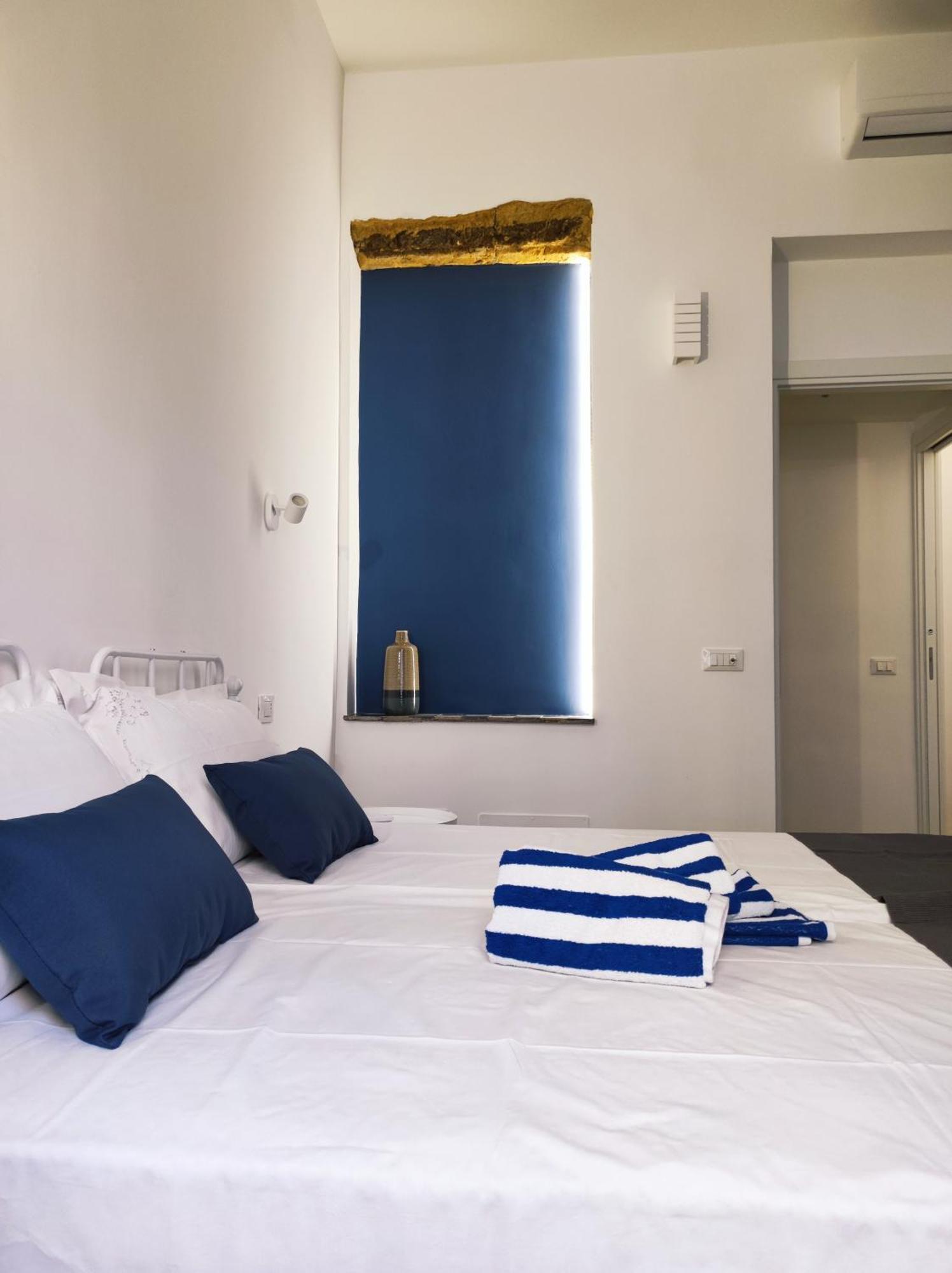 Donna Oliva Guest House Palermo Exterior photo