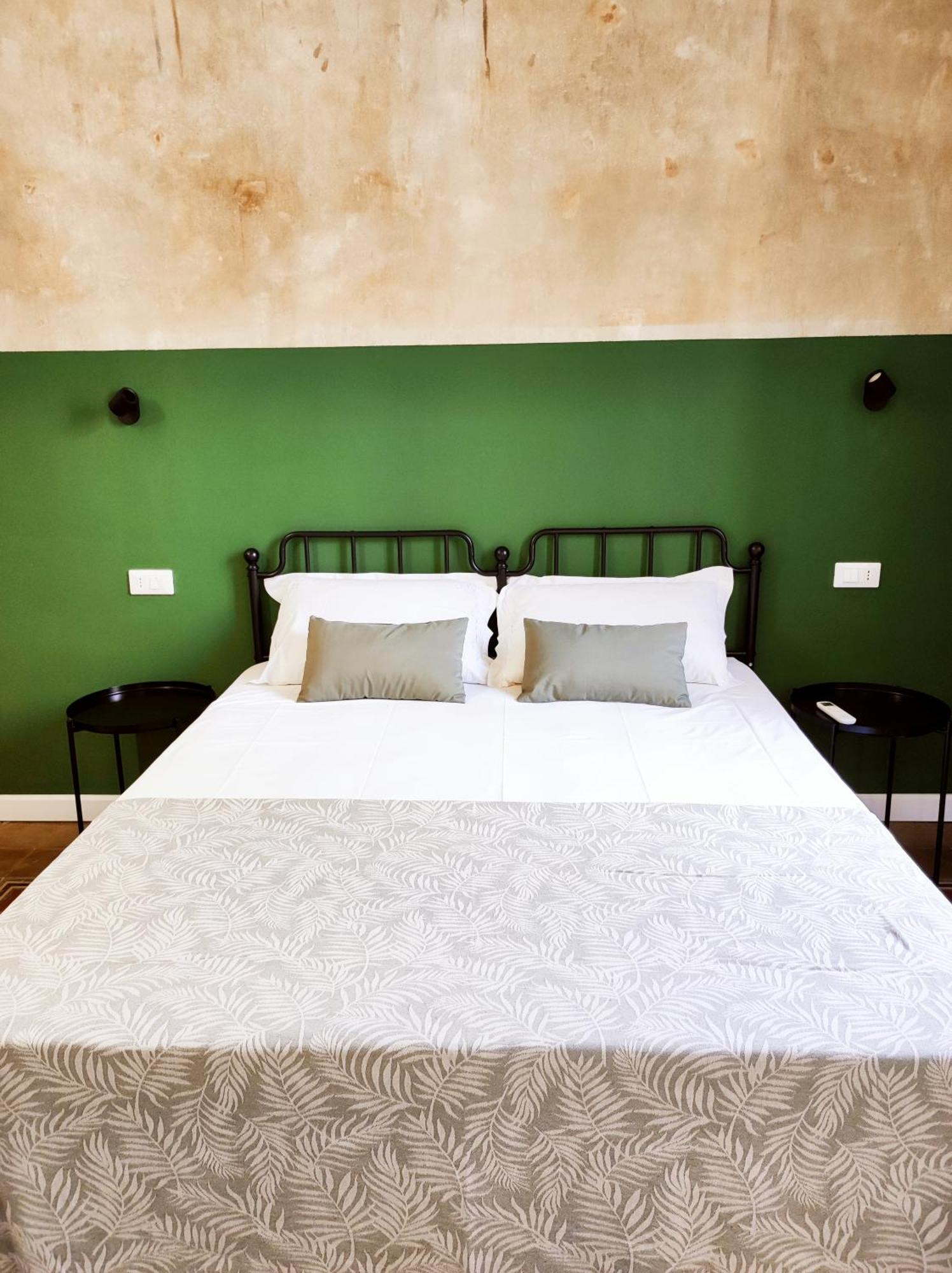 Donna Oliva Guest House Palermo Exterior photo