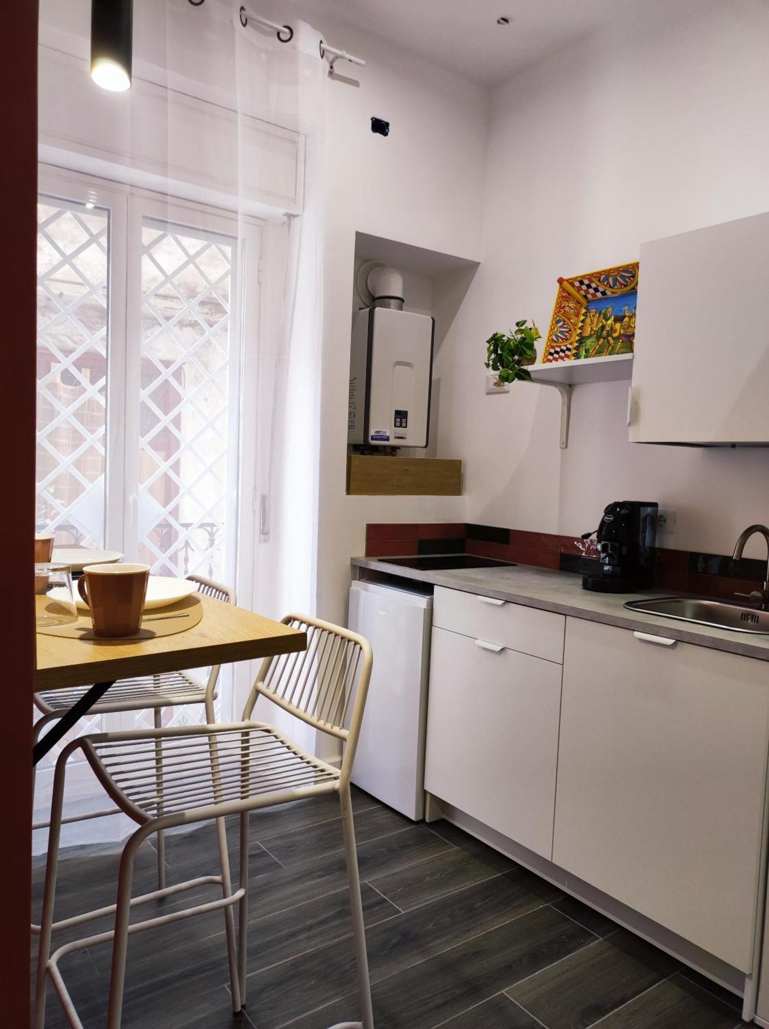 Donna Oliva Guest House Palermo Exterior photo